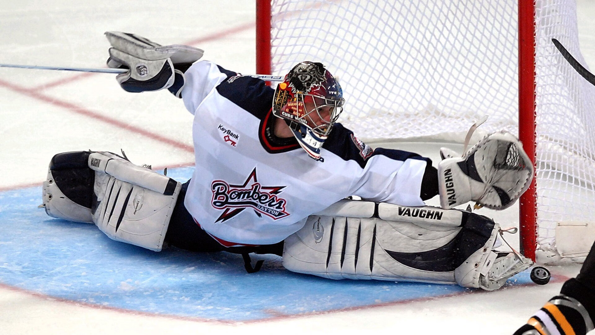 _城市地下：洞穴与隧道中的神秘网球赛事_，网球圣地