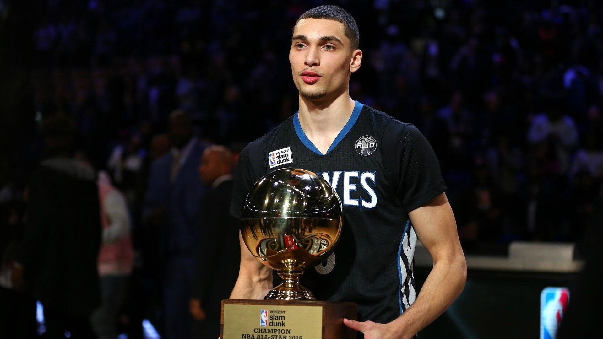 _爵士攻防表现稳定，排名靠前节节攀升_，爵士wa