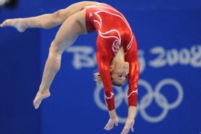 Kaiyun APP-_无人机现场直播：高清无死角全景捕捉精彩瞬间_，航拍无人机直播