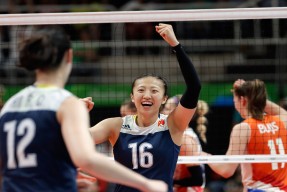 Kaiyun官方登录入口-_勇士三分如雨，场场火花四溅_，勇士三分庆祝动作