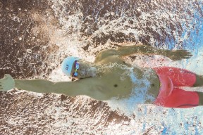 开云体育网站入口-“德甲领先集团稳步前行，冠军争夺进入白热化”，德甲第一名